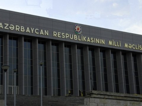 Nazirlər Milli Məclisə gəldilər - büdcə müzakirəsi üçün