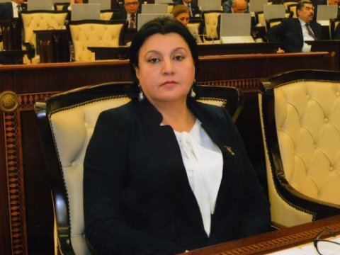 Azyaşlı qızları hicab bağlamağa məcbur edirlər - DEPUTATDAN HƏYƏCAN DOLU ÇAĞIRIŞ