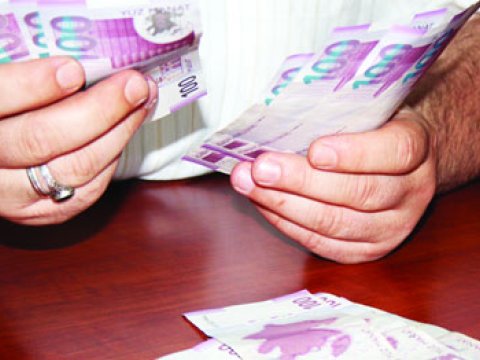 Deputatın, polis rəisinin, prokurorun, hakimin MAAŞI...   