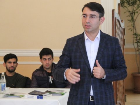 Dini Komitənin sədr m&uuml;avini: &ldquo;Dini kimliyimiz milli kimliyimizə qarşı qoyulur&rdquo;  &nbsp;