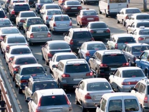 Böyük şəhərlərdə tıxaclardan qurtulmağın YOLLARI