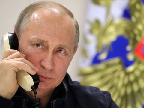 Putin bu gün Trampla danışacaq