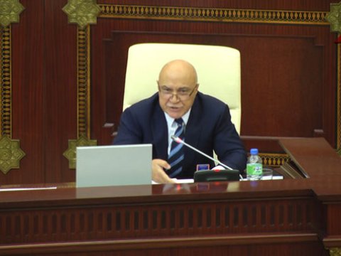 Valeh Ələsgərov: &ldquo;H&ouml;kumət b&uuml;dcəyə g&ouml;rə məsuliyyət daşıyır&rdquo;   &nbsp;