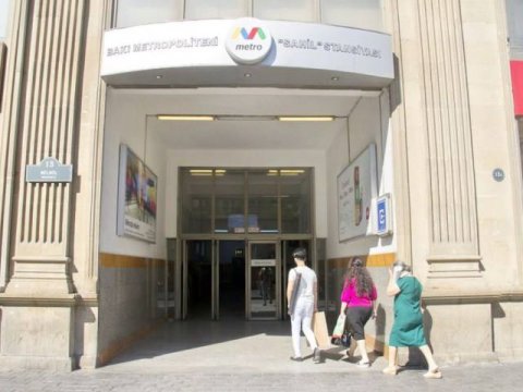 Metronun &ldquo;Sahil&rdquo; stansiyası S&Ouml;K&Uuml;L&Uuml;R?