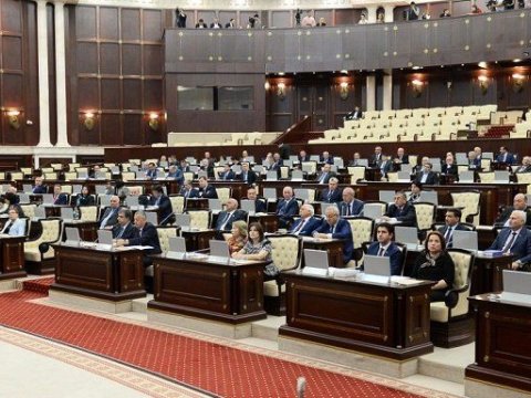 Normativ h&uuml;quqi aktlar layihəsinə baxılması qaydası dəyişdirilir