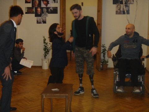 Azərbaycanın “Tyrion Lannister”i bu teatrdadır - REPORTAJ