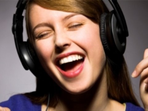 Azərbaycan gəncləri ən çox hansı musiqini dinləyir? - Bir sorğunun NƏTİCƏLƏRİ