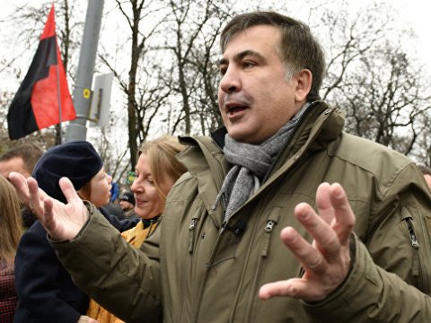 Saakaşvili Ukrayna oliqarxlarını “iblis” adlandırdı