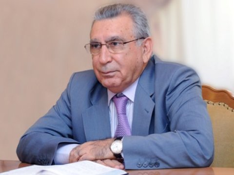 Ramiz Mehdiyev yeni vergilər nazirini təqdim etdi
