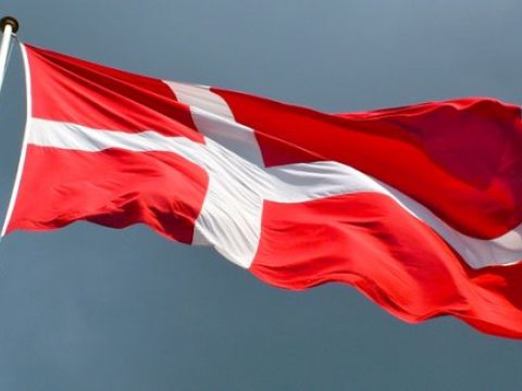 İsve&ccedil;rə parlamenti yeni prezident se&ccedil;di