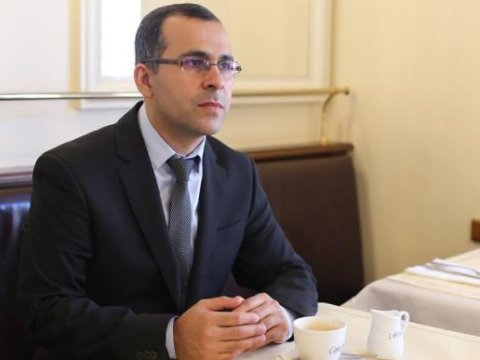 Fransanın azərbaycanlı vəkili: “Burda hər adam vəkil işləyə bilmir” - MÜSAHİBƏ   