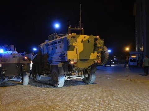 T&uuml;rkiyədə terror&ccedil;ularla əlaqədə ş&uuml;bhəli bilinənlər tutuldu