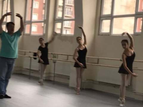 Rusiyalı baletmeyster Bakıda ustad dərsi keçdi