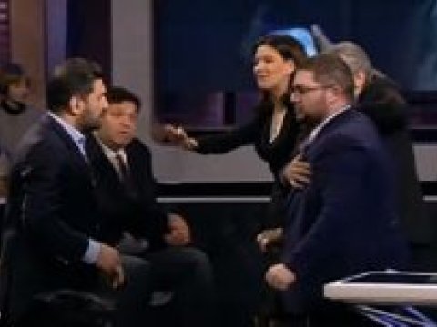 Rusiya telekanalında azərbaycanlı və erməni ekspertlər əlbəyaxa oldu - VİDEO 