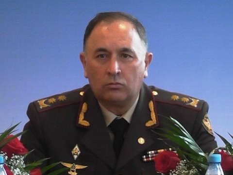 Nazir müavini ordu haqda yazılarda həssas olmağa ÇAĞIRDI