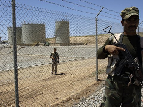 İraq K&uuml;rd&uuml;stanında Bərzaninin partiyasının oifisi yandırldı