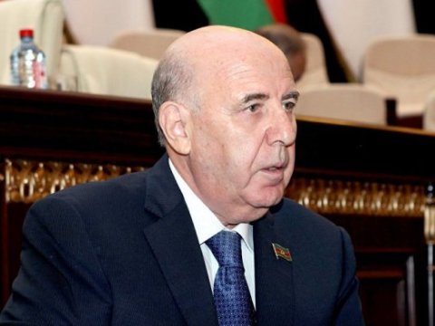 Əhliman Əmiraslanov d&uuml;nyanı narahat edən əsas problemlərdən DANIŞDI