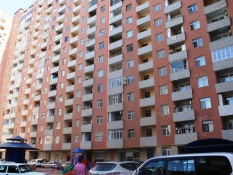 Eyni mənzilin bir neçə nəfərə satılması - Məhkəmə birinci alanın xeyrinə qərar çıxarır