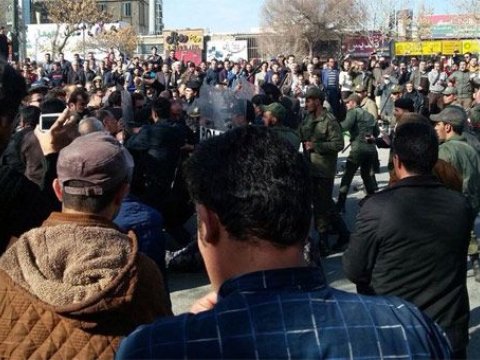 İranda etiraz aksiyaları üç gündür davam edir