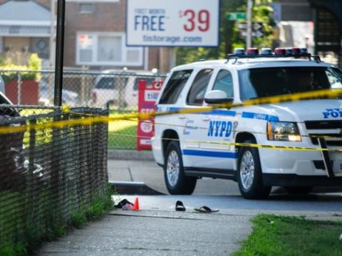 ABŞ-da yeniyetmə ailə üzvlərini güllələyib 