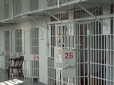 Həbsxanada qiyam- 9 məhbus &ouml;ld&uuml;, 106-sı qa&ccedil;dı