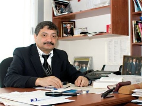 Azərbaycanlıların qidalanması tənqid edildi: “Qarğa qaz yerişi yerimək istədi, öz yerişini itirdi”   