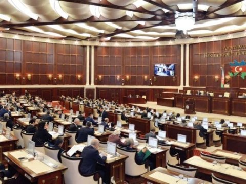 Deputatların MAAŞI artırılır - EKSKLÜZİV
