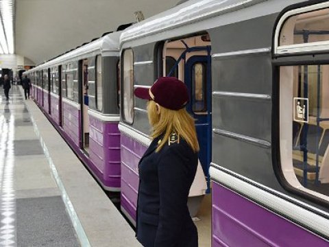 Metroda intihar edənin kimliyi bilindi - YENİLƏNİB