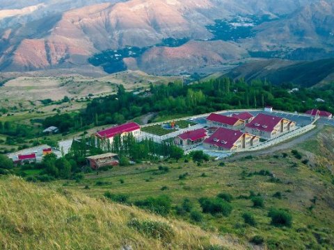 Azərbaycanda əhalisi ən &ccedil;ox və ən az olan rayon və şəhərlərin adları - SİYAHI