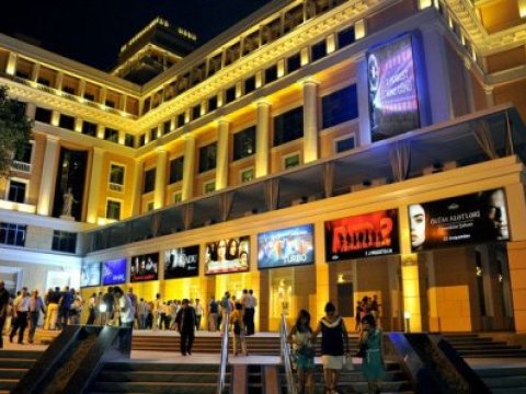 Sabah bu kinoteatrda n&uuml;mayişdə olan filmlər&nbsp; dayandırılacaq