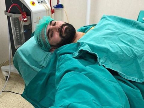 “Yəqin ki, o, diqqət çəkmək istəyib” - Məşhur cərraha görə, “özünü əməliyyat edən” həkim olayı şişirdib