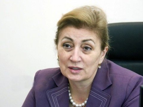 Xanım deputat da vərəm təhl&uuml;kəsindən DANIŞDI