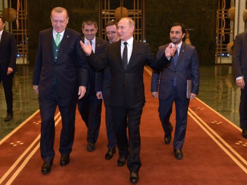 Ərdoğanla Putin telefonla danışıb
