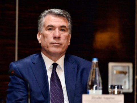 Ziyafət Əsgərov Vəkillər Kollegiyasına qəbul balının artırılmasını tələb etdi