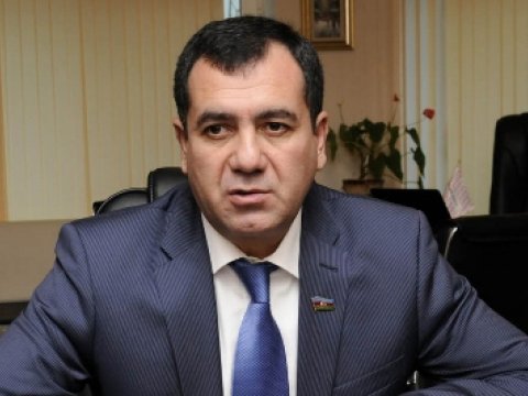 Q&uuml;drət Həsənquliyevdən vəkil sayı ilə bağlı TƏKLİF