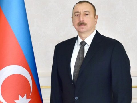 Qurultay İlham Əliyevin prezidentliyə namizədliyini rəsmən irəli sürdü