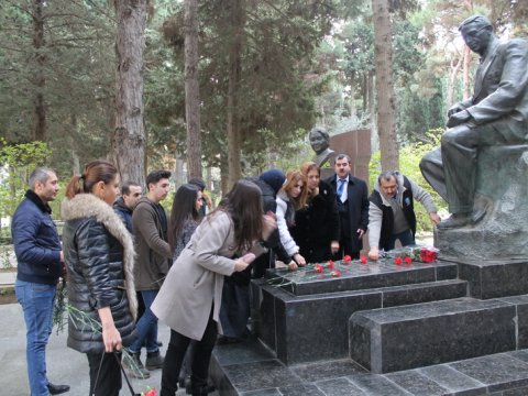 "C&uuml;mhuriyyət&ccedil;i jurnalistlər" aksiyası başladı - FOTOLAR  &nbsp;