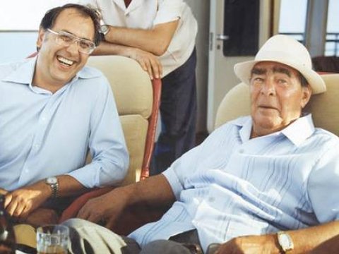 Bəxti gətirən “bəxtsiz” ermənilər, yaxud Brejnevin ŞANSLI FOTOQRAFI