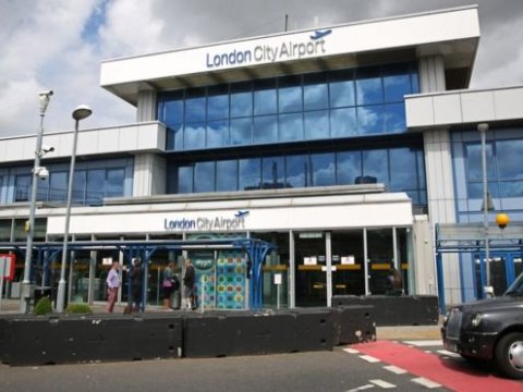 Londonda hava limanı bombaya görə bağlandı