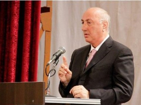 Zakir Fərəcəov &ouml;z&uuml;nə yeni m&uuml;avin təyin etdi