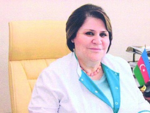 Neftçilər Xəstəxanasından çıxarılan Leyla Seyidbəyova Doğum evinə baş həkim gətirildi