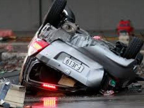 &ldquo;Gita&rdquo; Yeni Zelandiyada həyatı iflic etdi