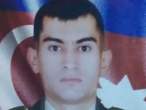 Şəhid leytenantın XANIMI: “Turalın öldüyünü məndən gizlətdilər, dəfnində də iştirak edə bilmədim” - FOTOLAR   