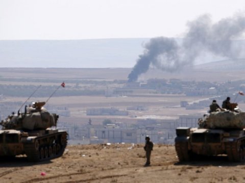 T&uuml;rkiyə ordusu Afrinin bir addımlığında&nbsp;&ndash; M&uuml;hasirə həlqəsi daralır 