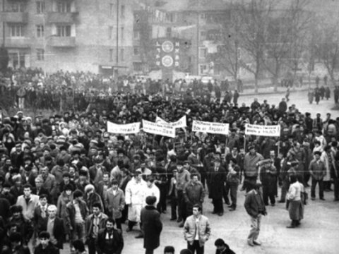 Sumqayıt hadisələrinin Yerevan-Stepanakert detonatoru - Azərbaycanlı jurnalistlə erməni rəhbərin SÖHBƏTİ