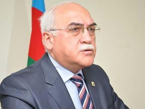 İsa Qəmbər müalicə üçün Türkiyəyə getdi