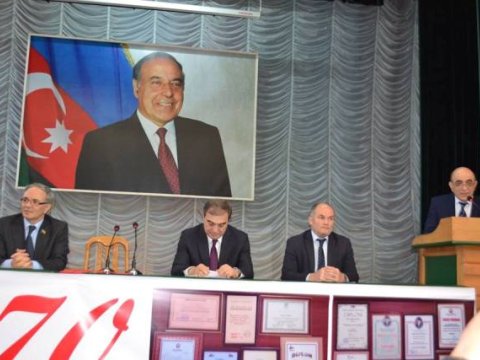 70 yaşlı region qəzeti - Fotolar