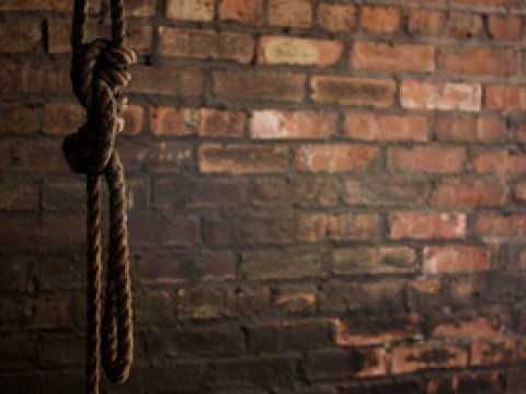 Sabun&ccedil;uda 61 yaşlı kişi intihar etdi