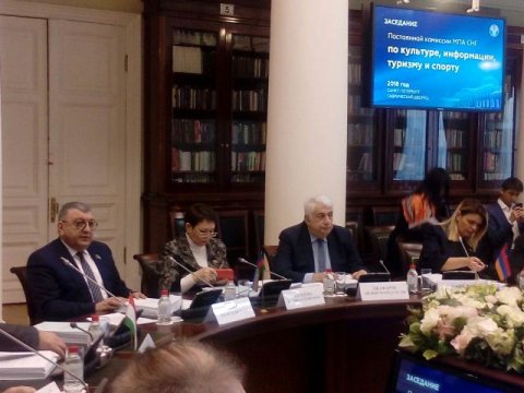 Azərbaycanlı deputatlar MDB-nin Sankt-Peterburq iclasında SƏS VERMƏDİLƏR  
