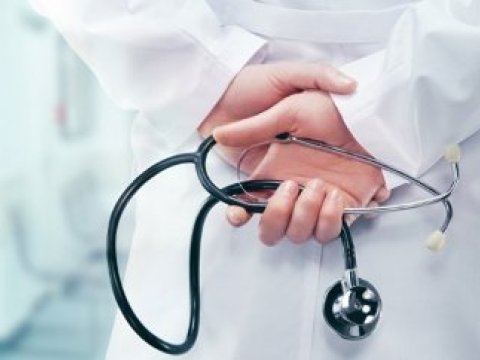 Bu həkimlər &uuml;&ccedil;&uuml;n cəza SƏRTLƏŞDİRİLİR  &nbsp;